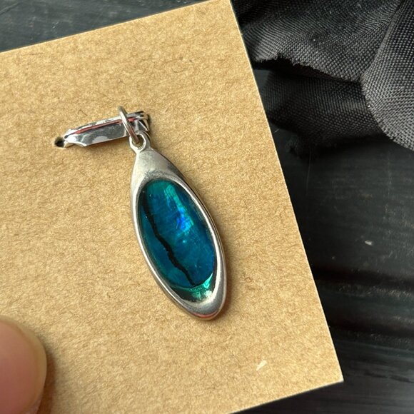Abalone Shell Pendant - Picture 2 of 9